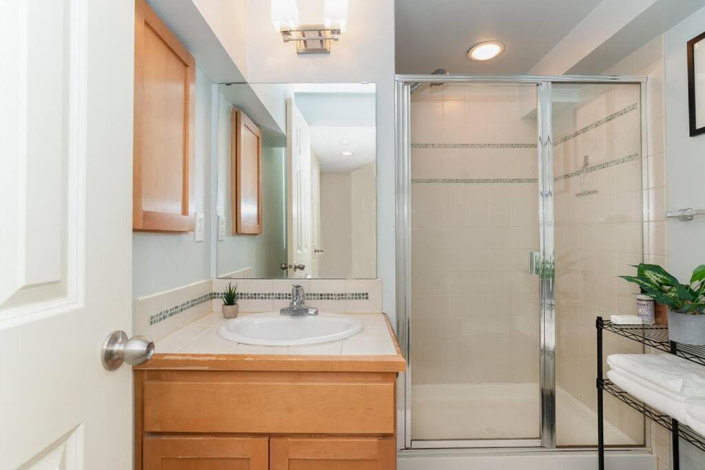Snug Suite Near Greenlake! Seattle Zewnętrze zdjęcie